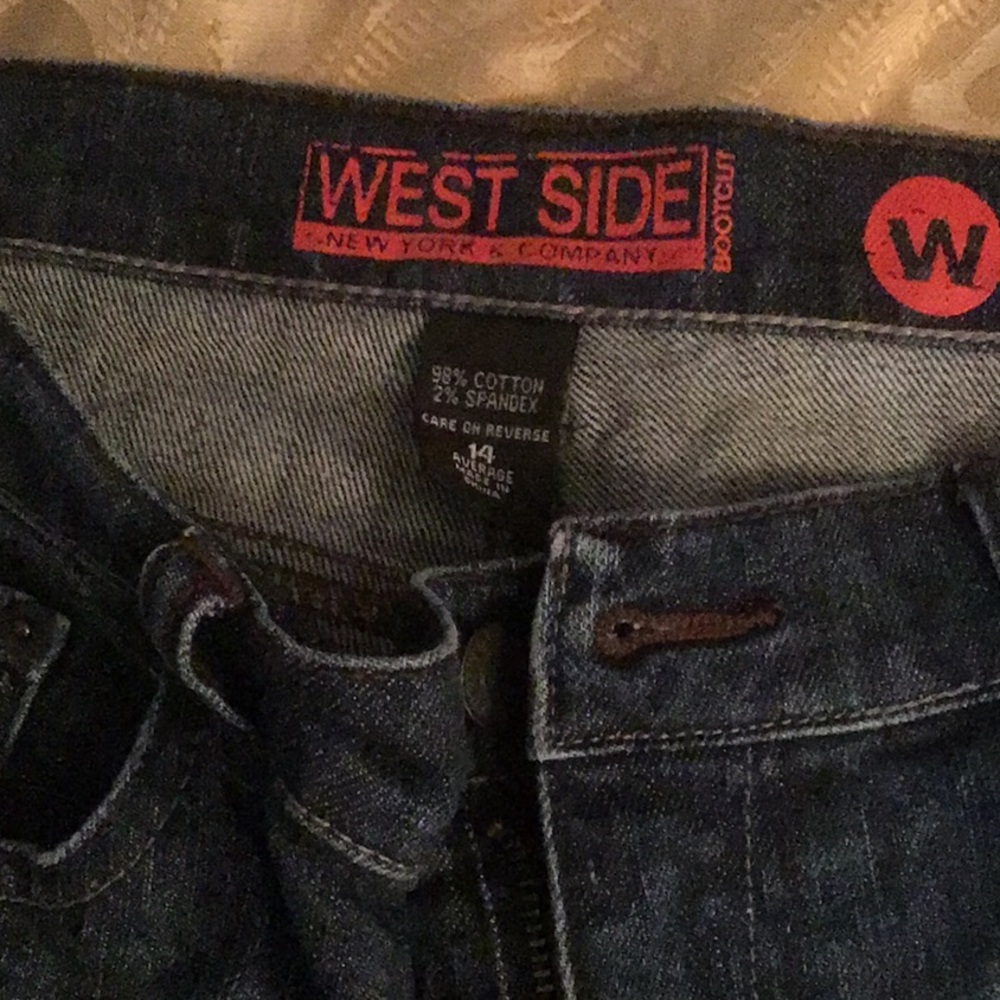 Ladies denim jeans